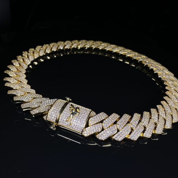 Cadena Cuban Prong 25mm 18k