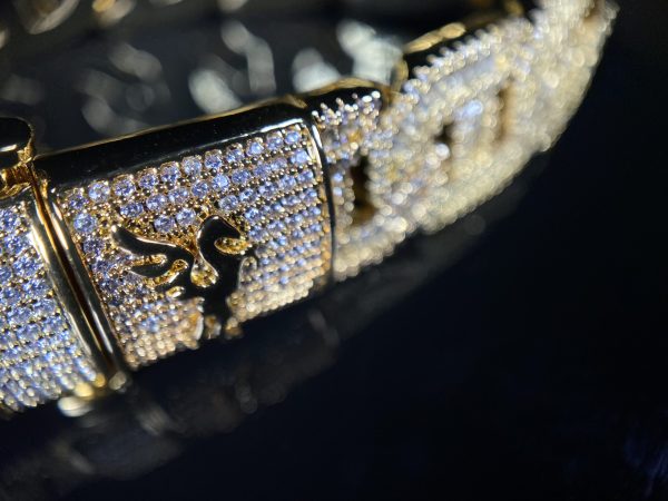 Cadena Gucci Baguette 18k