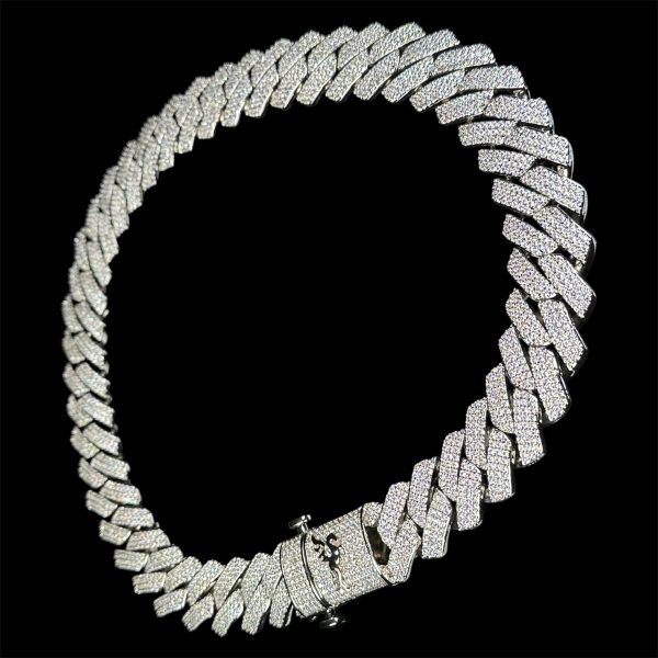 Cadena Cuban Prong 25mm 18k