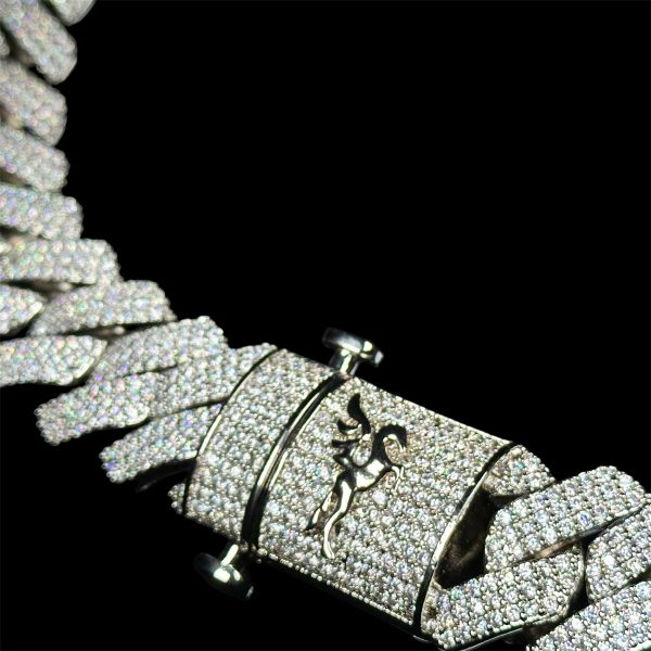 Cadena Cuban Prong 25mm 18k