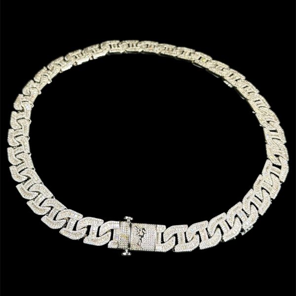 Cadena Gucci Baguette 18k