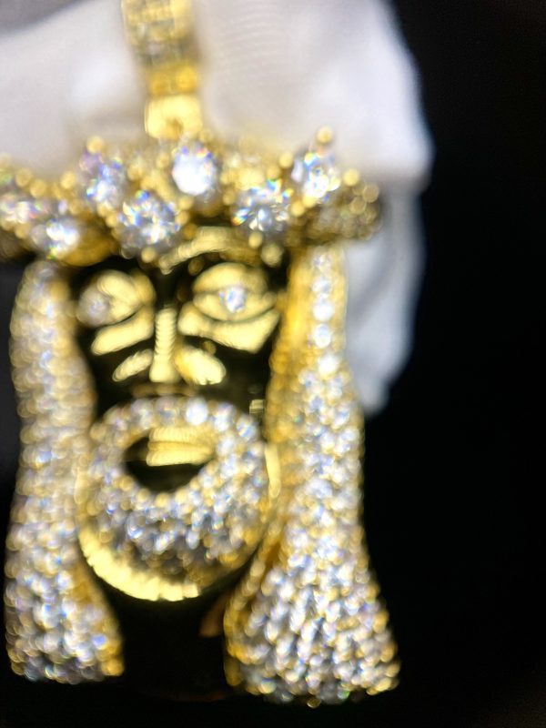 Medalla Jesús Corona Diamond 18k