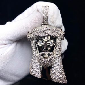 pendantbigjesus pendantbigjesus